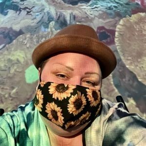 Meet your Posher, Alicia